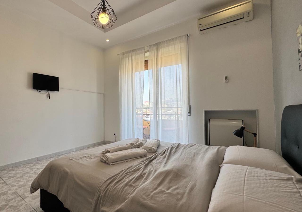 Corso Novara - 8 Posti Letto E Self Check-in Vicino La Stazione Di * Napoli